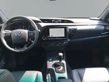 TOYOTA Hilux 4x4 Double Cab MHEV Autm. Invincible