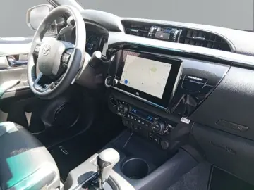 TOYOTA Hilux 4x4 Double Cab MHEV Autm. Invincible