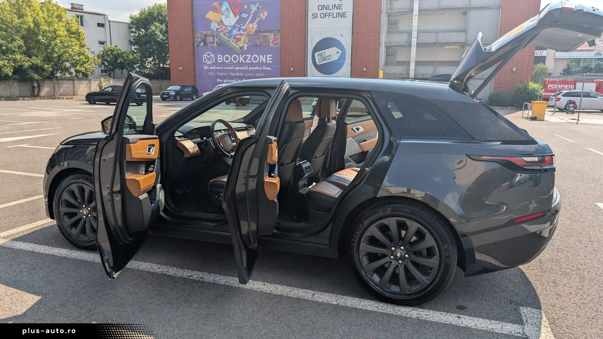 Range Rover Velar 3.0 V6 D300 R-Dynamic SE  300 CP  4x4