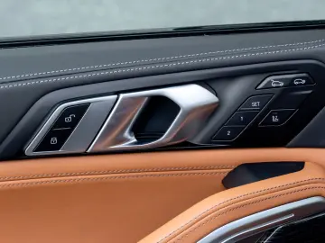 BMW X6 30d M SPORT.LUFTFE.SOFTC.DR.ASS.PRO.360 .AHK