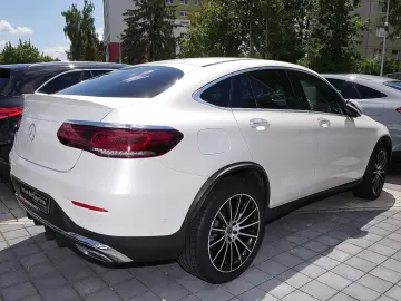 MERCEDES-BENZ GLC 300 d 4M AMG Coupé MEMORY 360 -Kamera LED