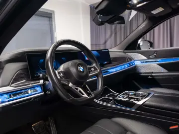 BMW 740d xDrive M Sport Pro  Individual  Faruri Crystal  B&W