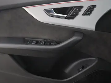 Audi Q8 50 TDI quattro tiptronic S line