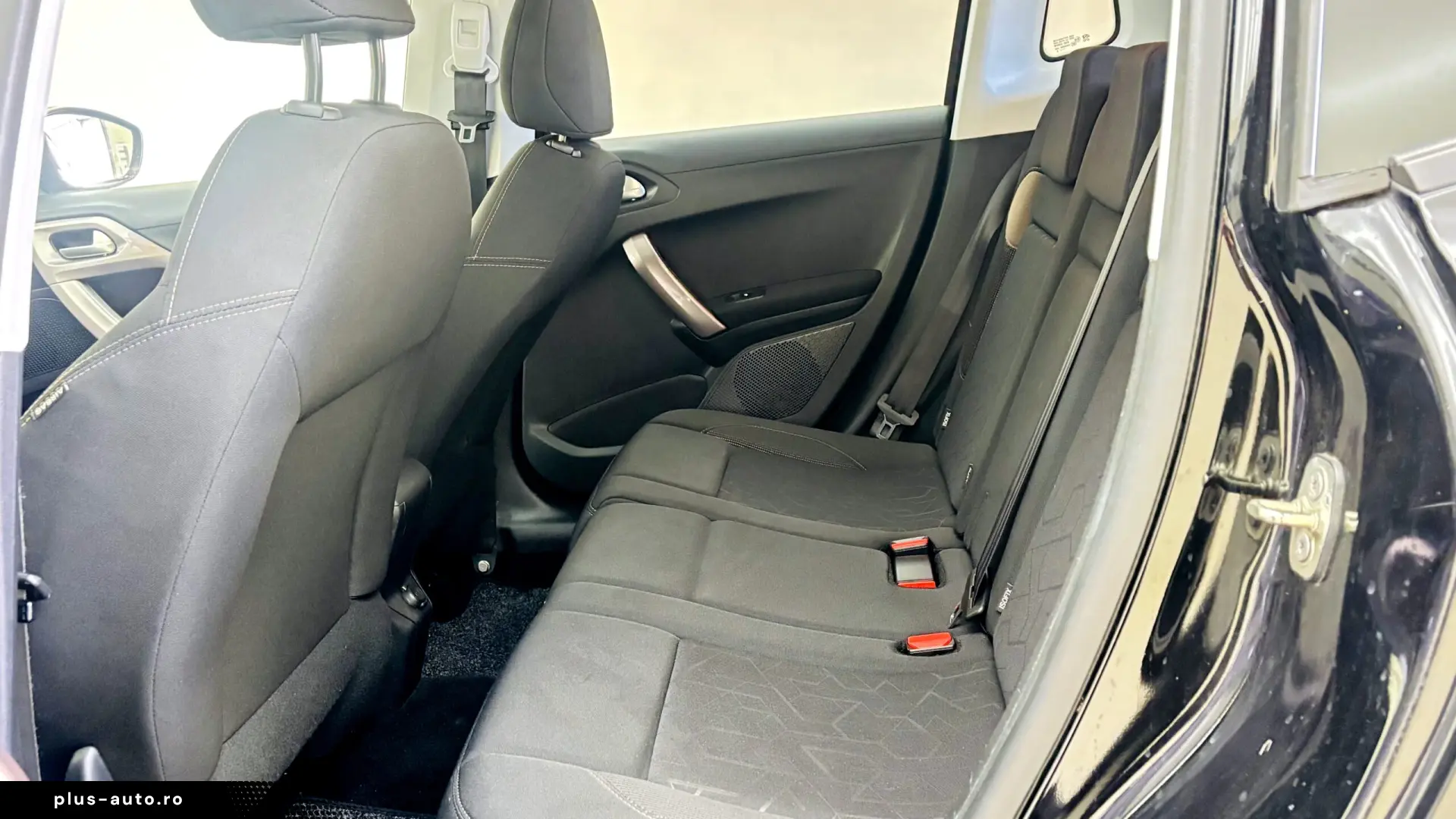 PEUGEOT   2008   1.2 BENZINA   82CP   An 2014   Euro 5   Man
