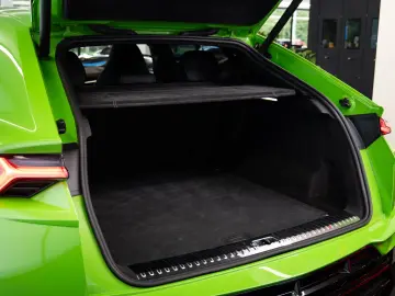 LAMBORGHINI Urus S