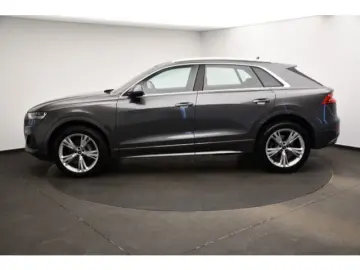 Audi Q8 50 TDI quattro tiptronic