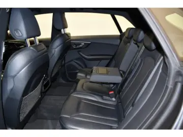 Audi Q8 50 TDI quattro tiptronic