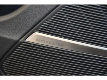 Audi Q8 50 TDI quattro tiptronic