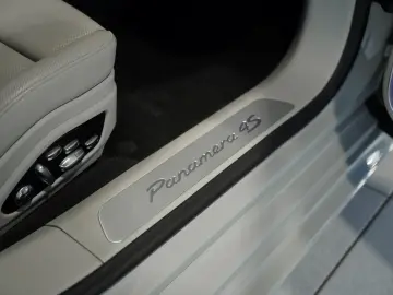 Porsche Panamera 4S AIR SUSPENSION • 360  NIGHT