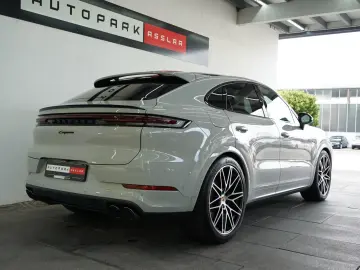 Cayenne Coupé E-Hybrid Black Edition Garantie 05 2028