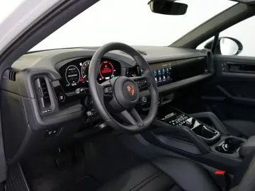 Cayenne Coupé E-Hybrid Black Edition Garantie 05 2028