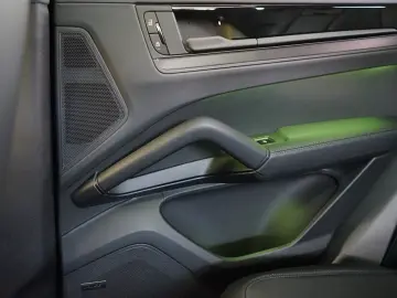 Cayenne Coupé E-Hybrid Black Edition Garantie 05 2028