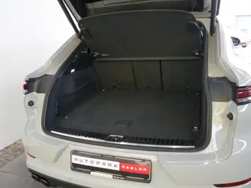 Cayenne Coupé E-Hybrid Black Edition Garantie 05 2028