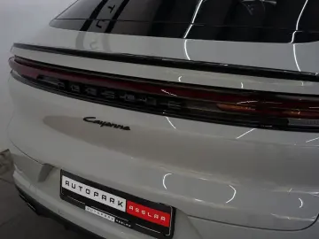 Cayenne Coupé E-Hybrid Black Edition Garantie 05 2028