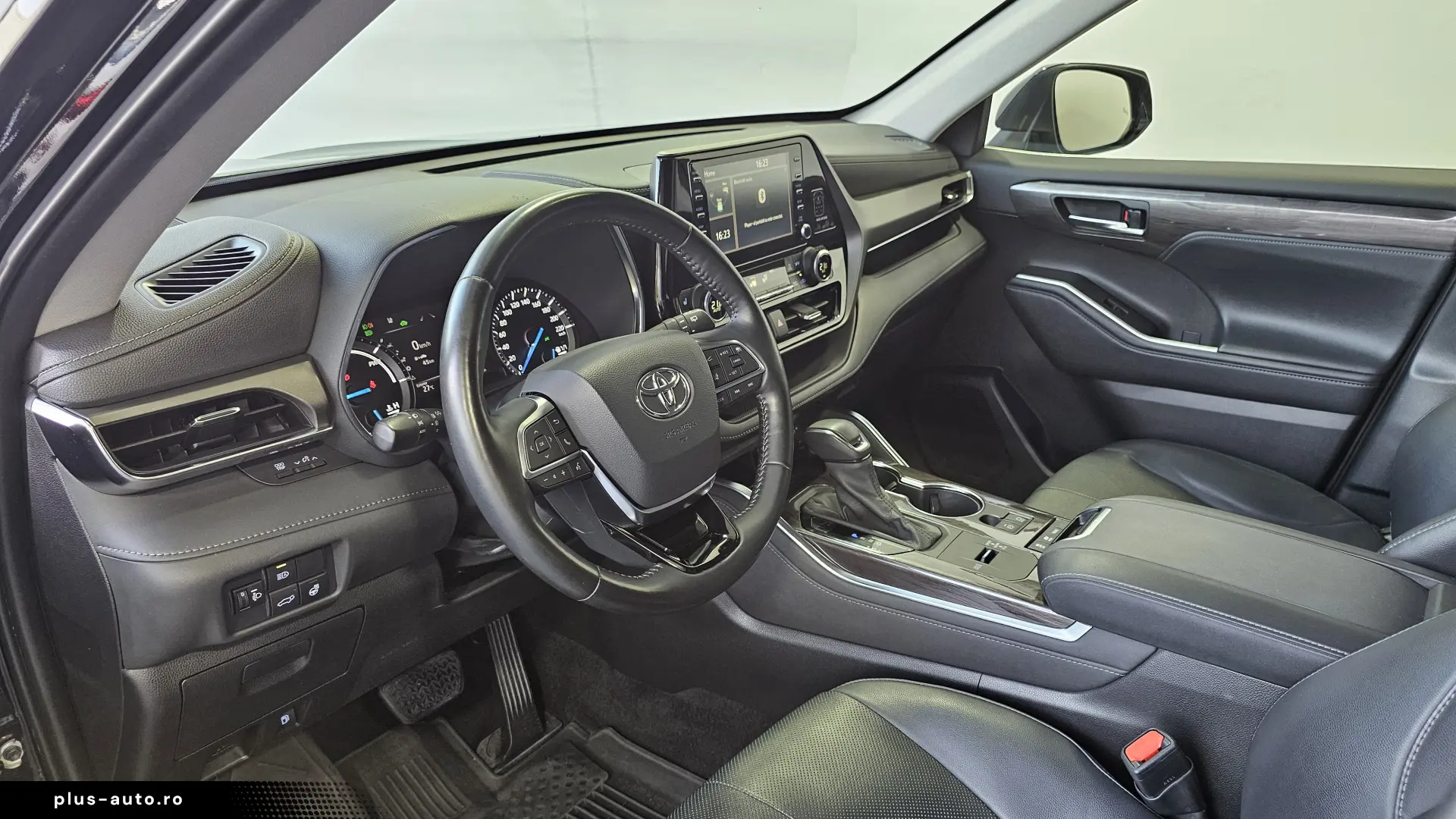 Toyota Highlander 2 5 Hybrid Style