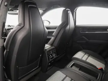 Porsche Cayenne S Coupe - Carbon - MY2026