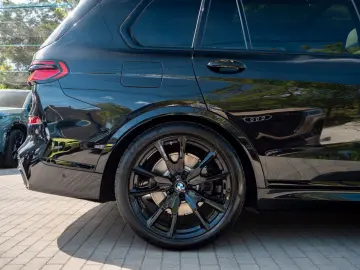 BMW X7 40d M SPORT
