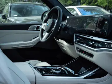 BMW X7 40d M SPORT