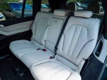 BMW X7 40d M SPORT