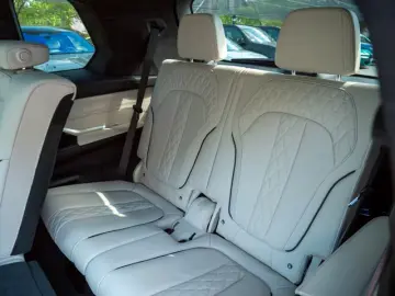 BMW X7 40d M SPORT