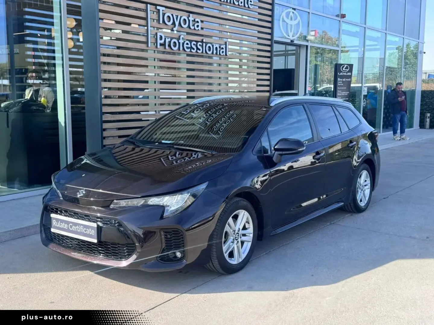 Suzuki Swace 1.8 Hyb Passion