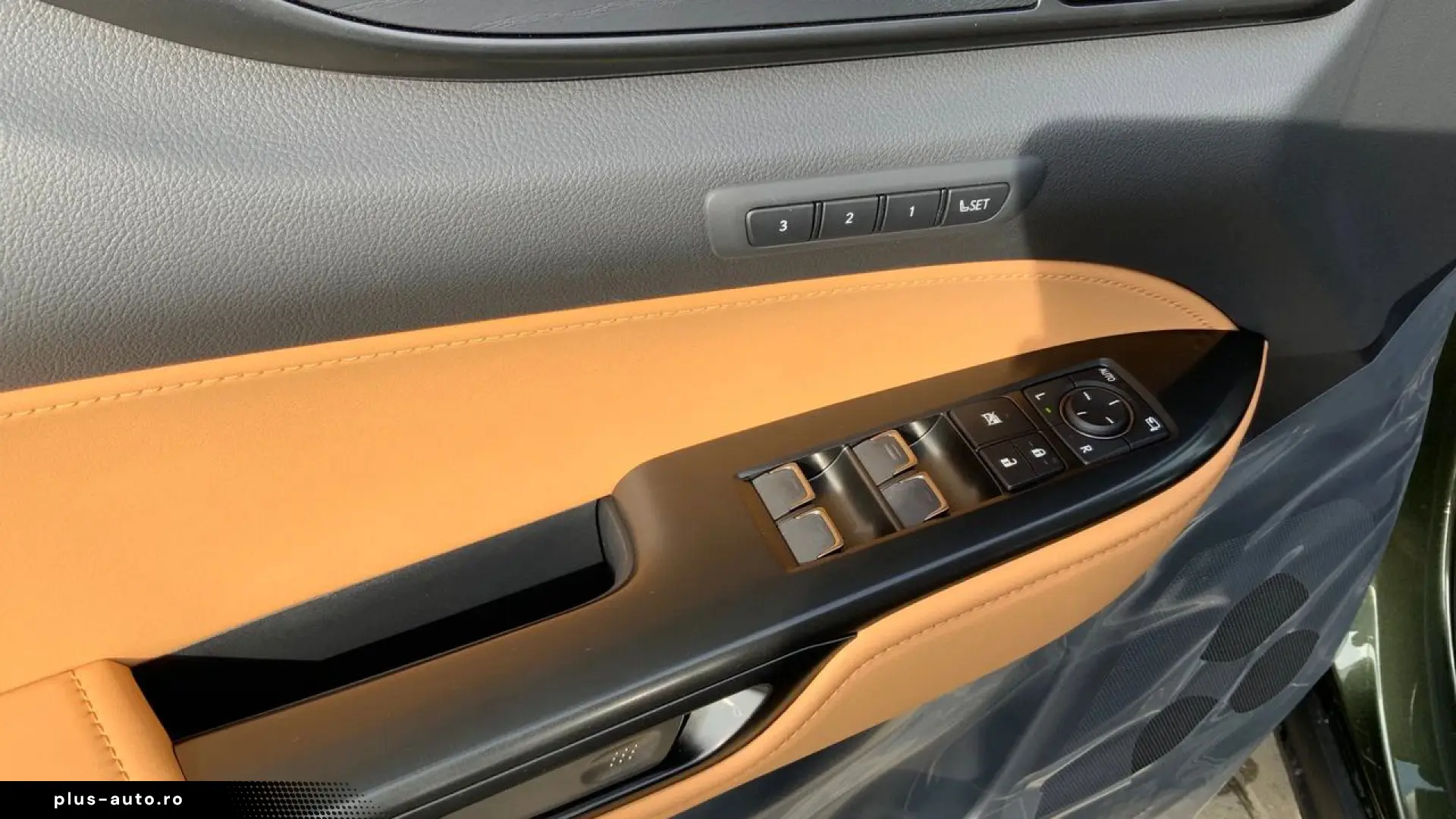 Lexus Serianx