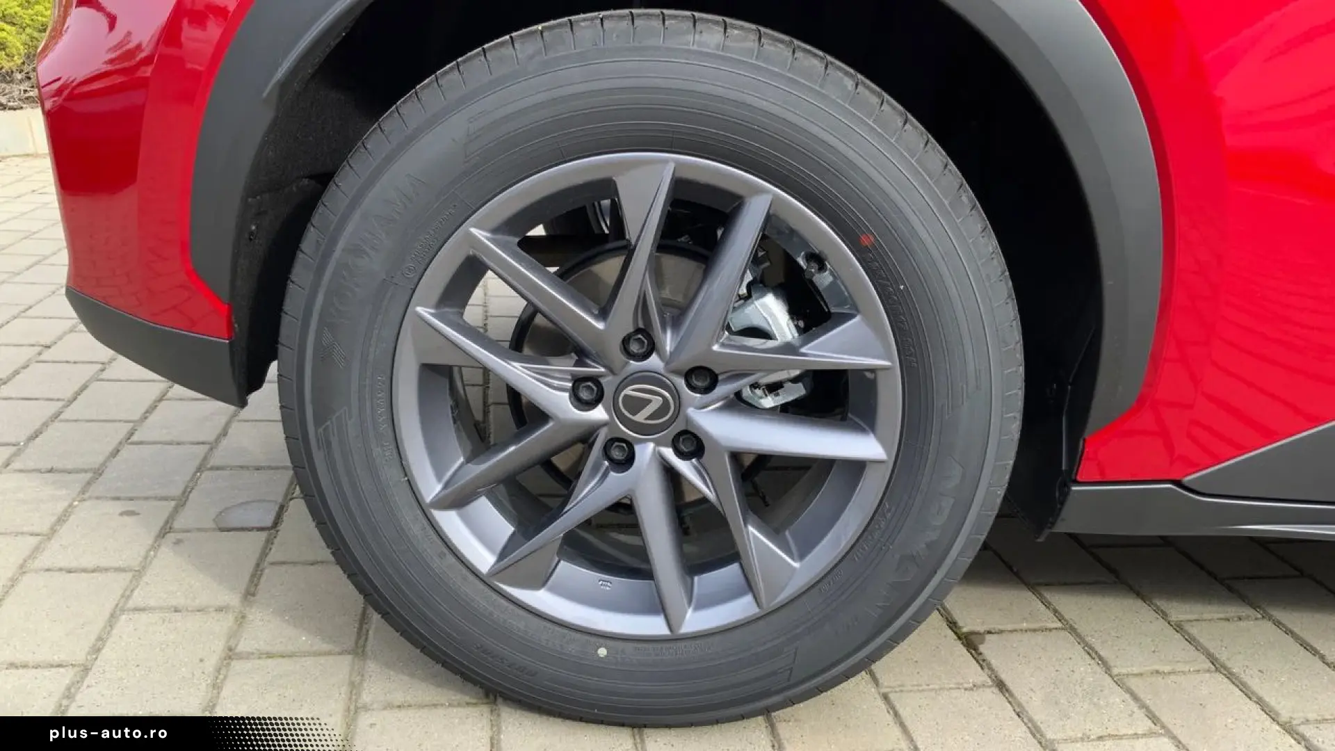 Lexus Lbx