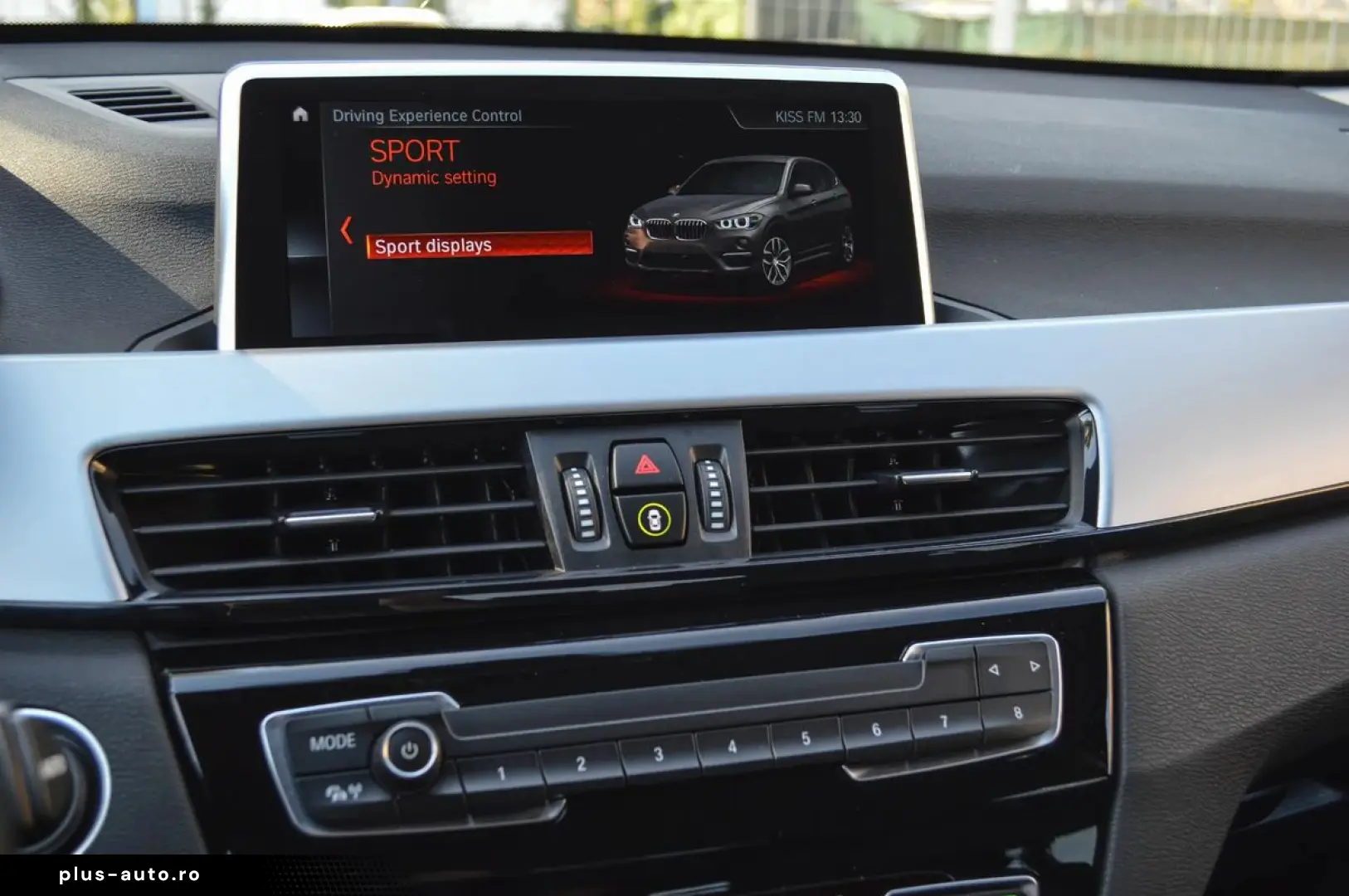 BMW X1 2022 — imagine 13