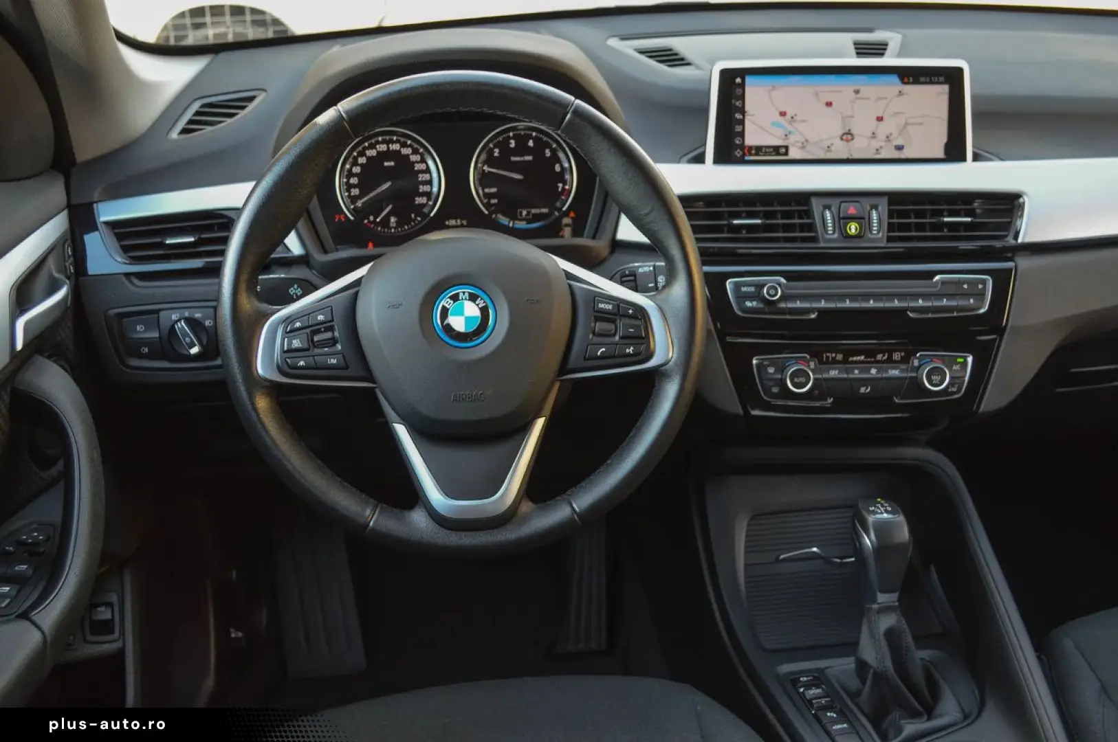 BMW X1 2022 — imagine 27