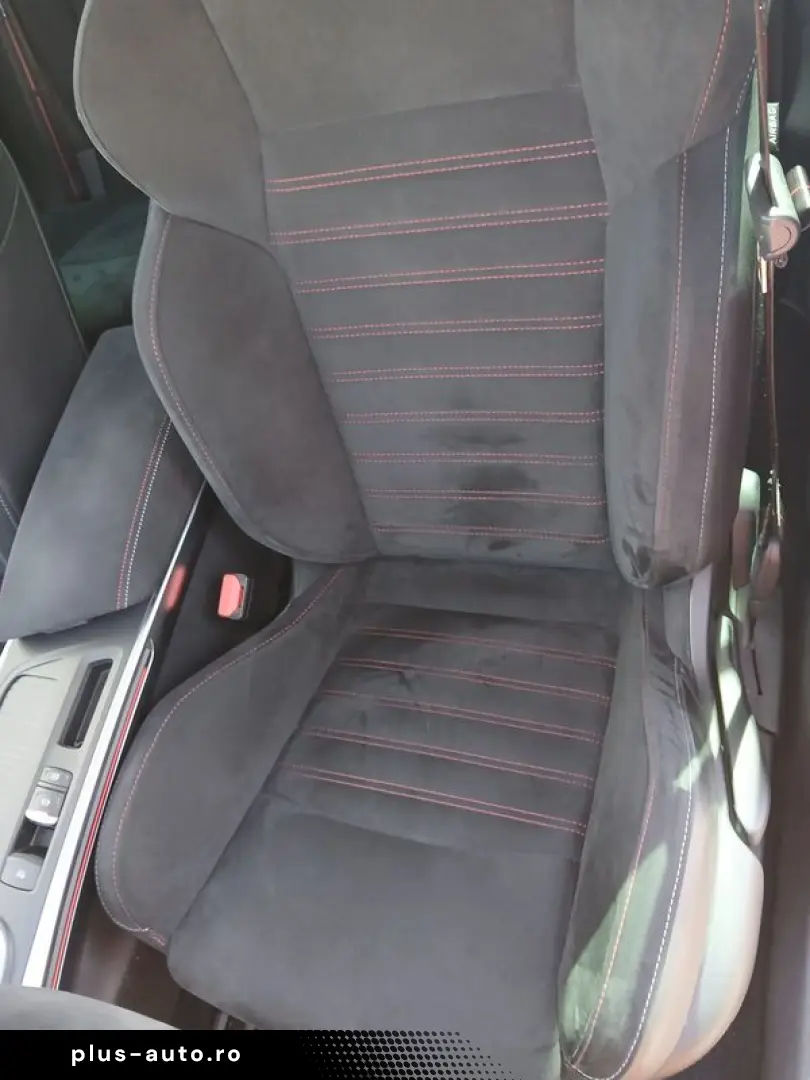 Renault Megane RS 1 8 tce 300 cp EDC