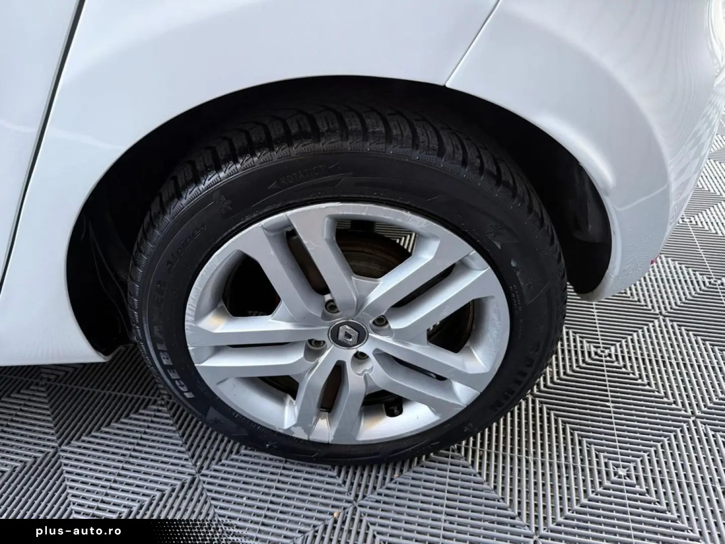 Renault Clio 0.9 TCe 2019 Manual Alb    VINDEM IN RATE AVANS