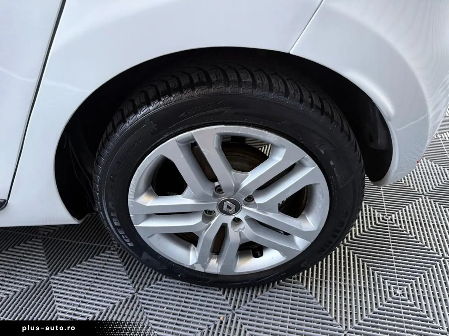 Renault Clio 0.9 TCe 2019 Manual Alb    VINDEM IN RATE AVANS