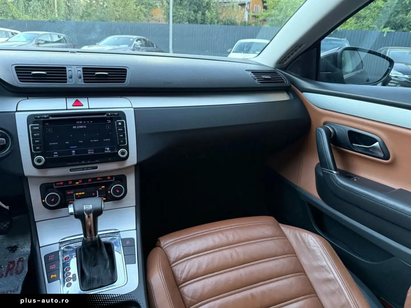 Volkswagen Passat-Cc