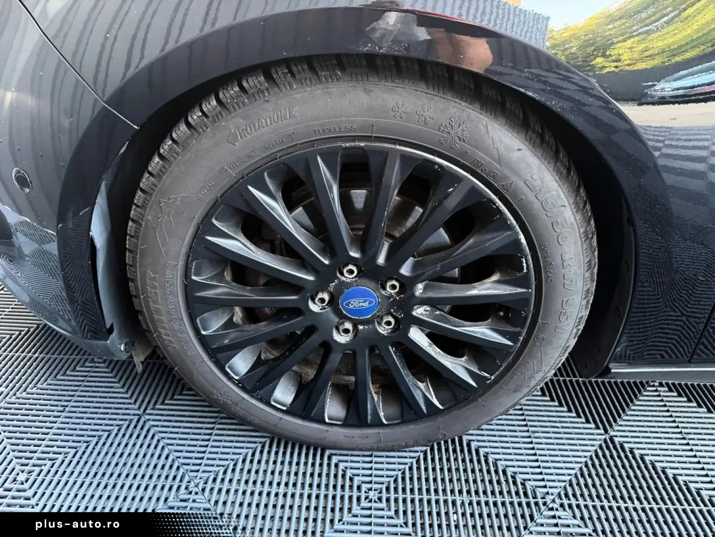 Ford Focus 1.6i     Vindem in Rate Avans Zero cu Buletinul