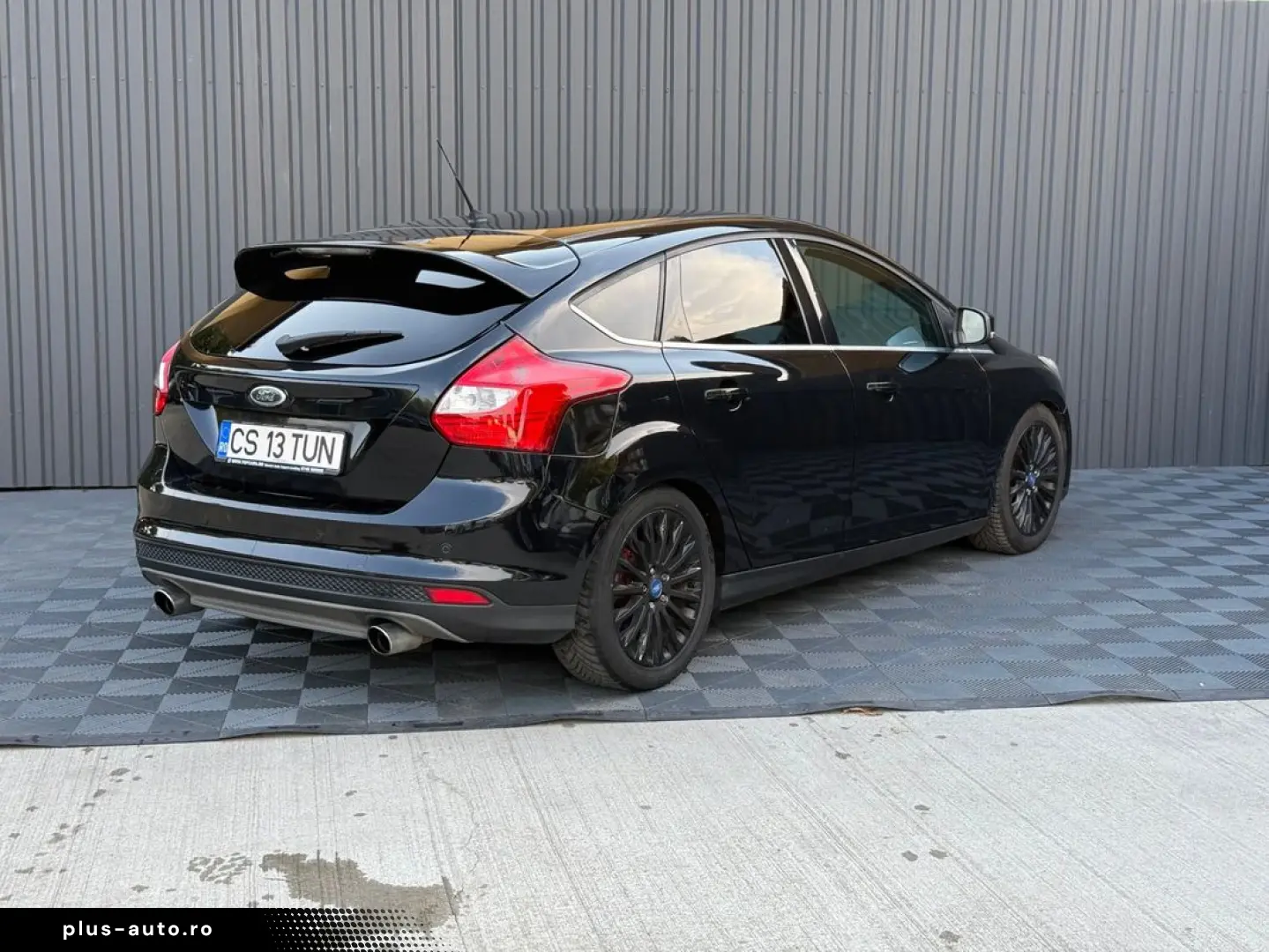 Ford Focus 1.6i     Vindem in Rate Avans Zero cu Buletinul