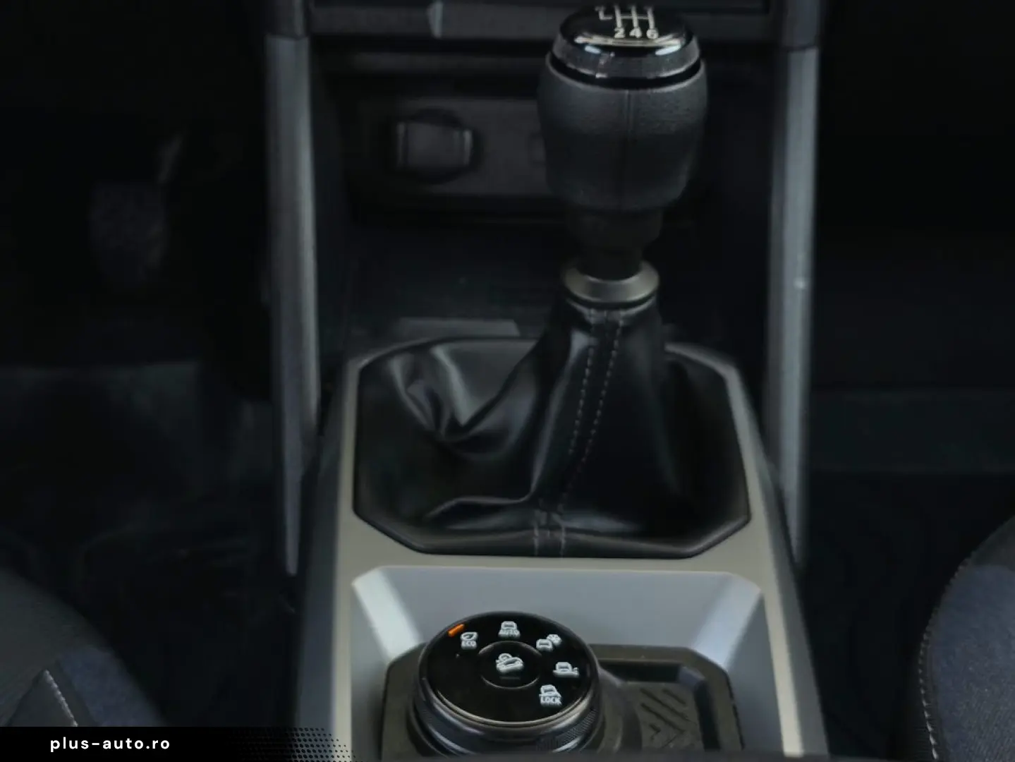 Dacia Duster III 130  4x4 versiune Journey