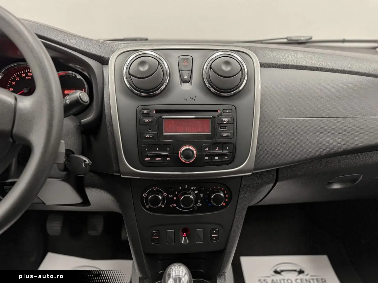 DACIA Logan 2015 — imagine 14