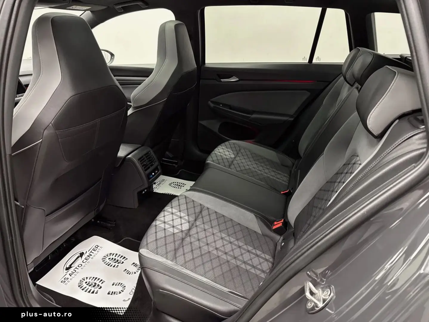 VOLKSWAGEN Golf 2021 — imagine 13