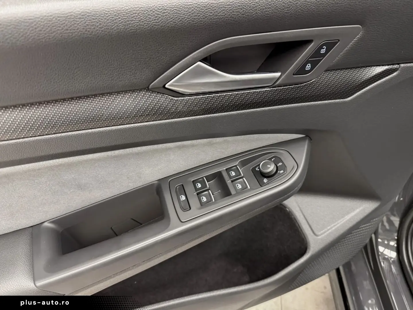 VOLKSWAGEN Golf 2021 — imagine 17