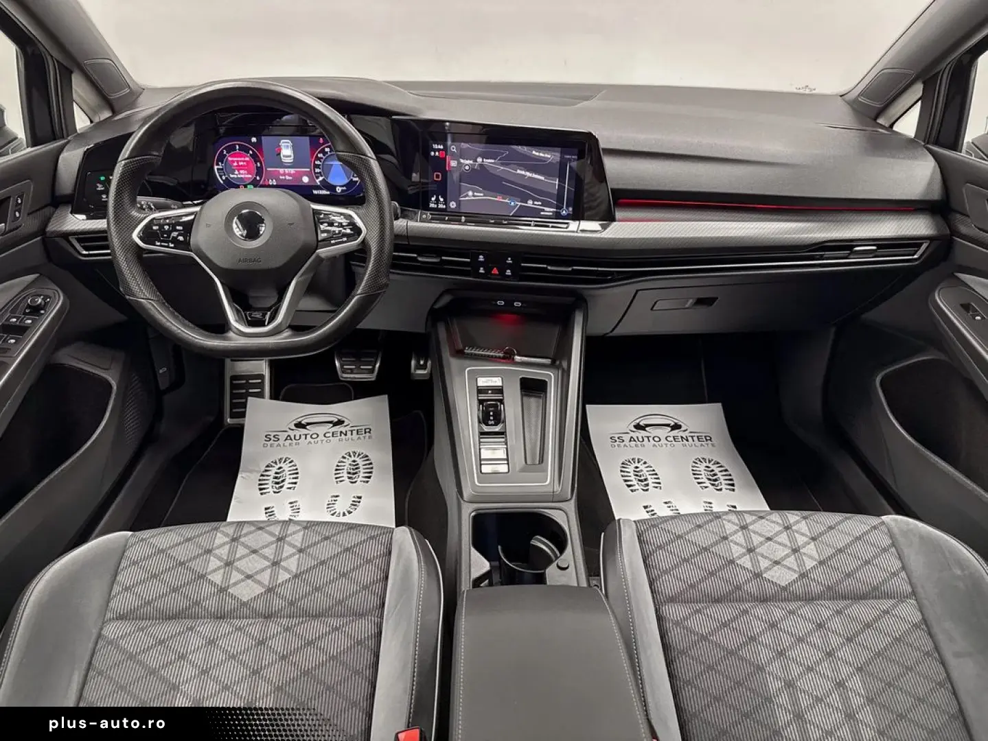 VOLKSWAGEN Golf 2021 — imagine 30