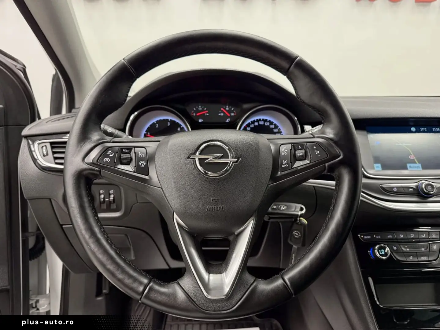 OPEL Astra 2021 — imagine 8