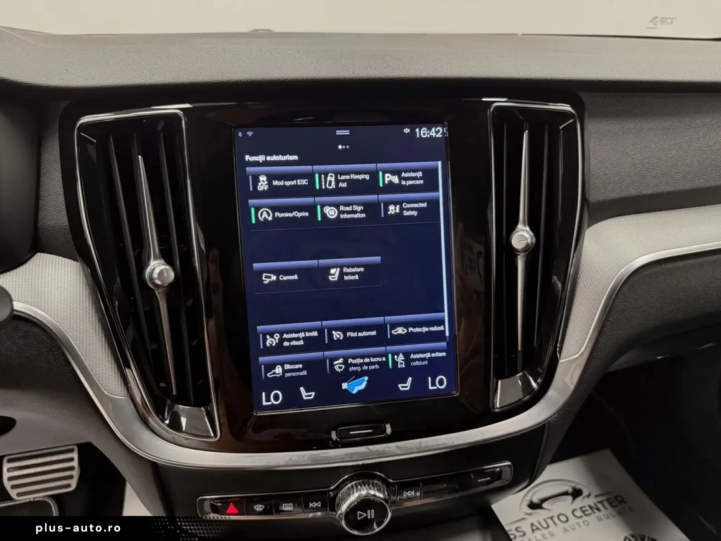 VOLVO V60 2020 — imagine 22
