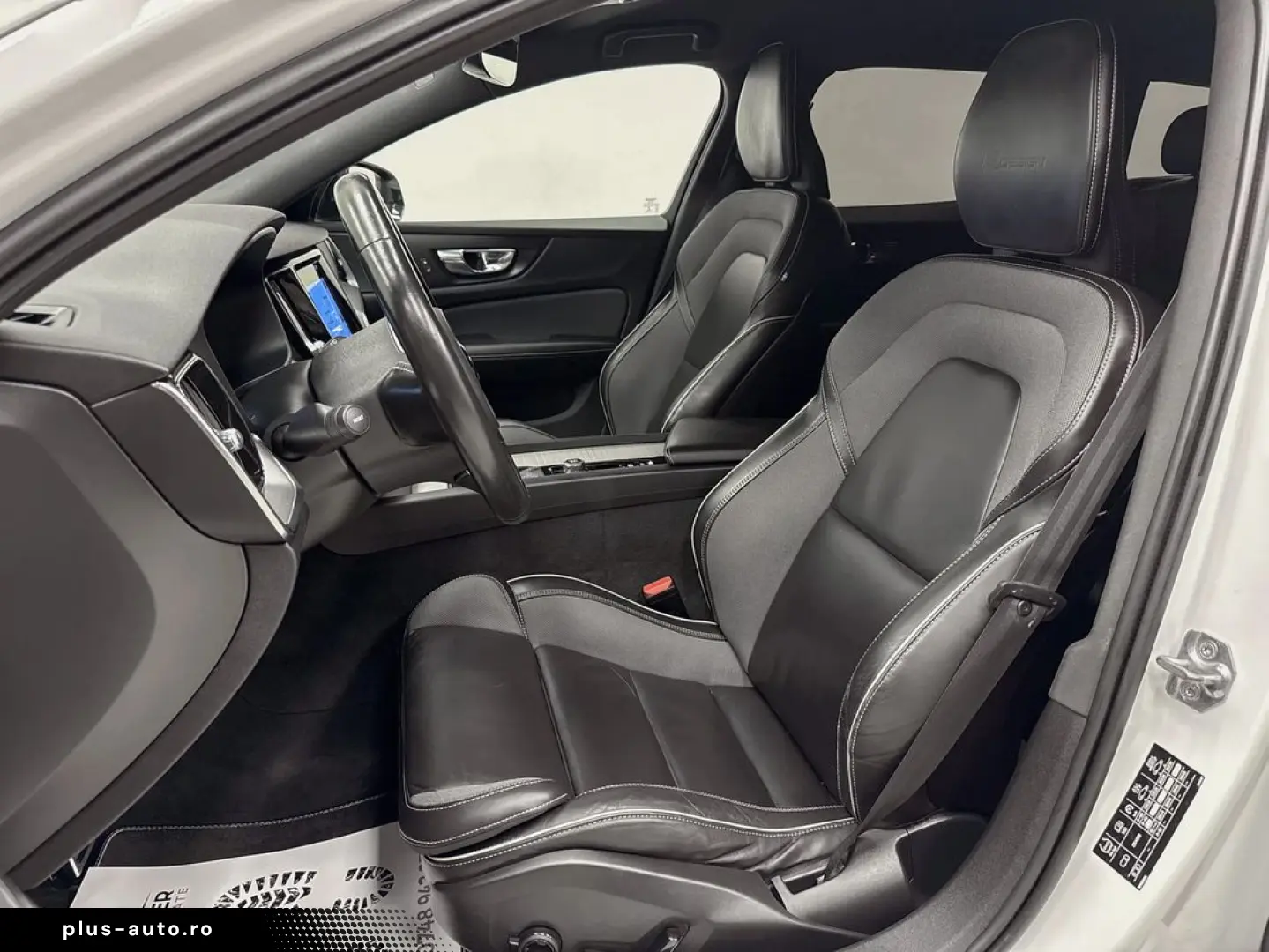 VOLVO V60 2020 — imagine 27