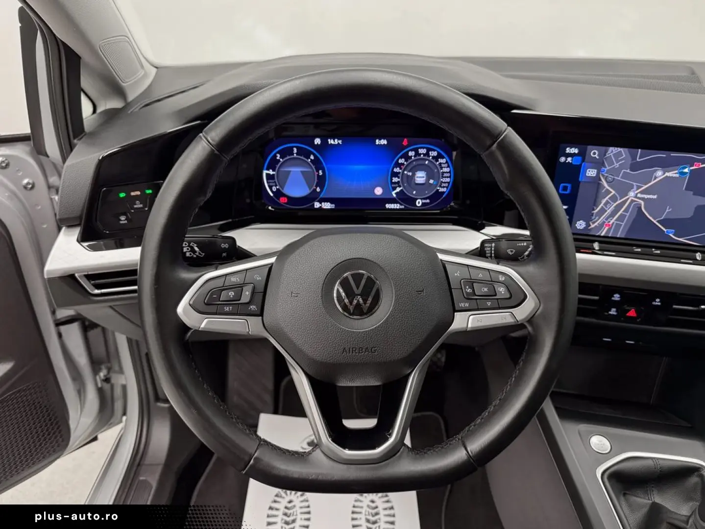 VOLKSWAGEN Golf 2023 — imagine 15