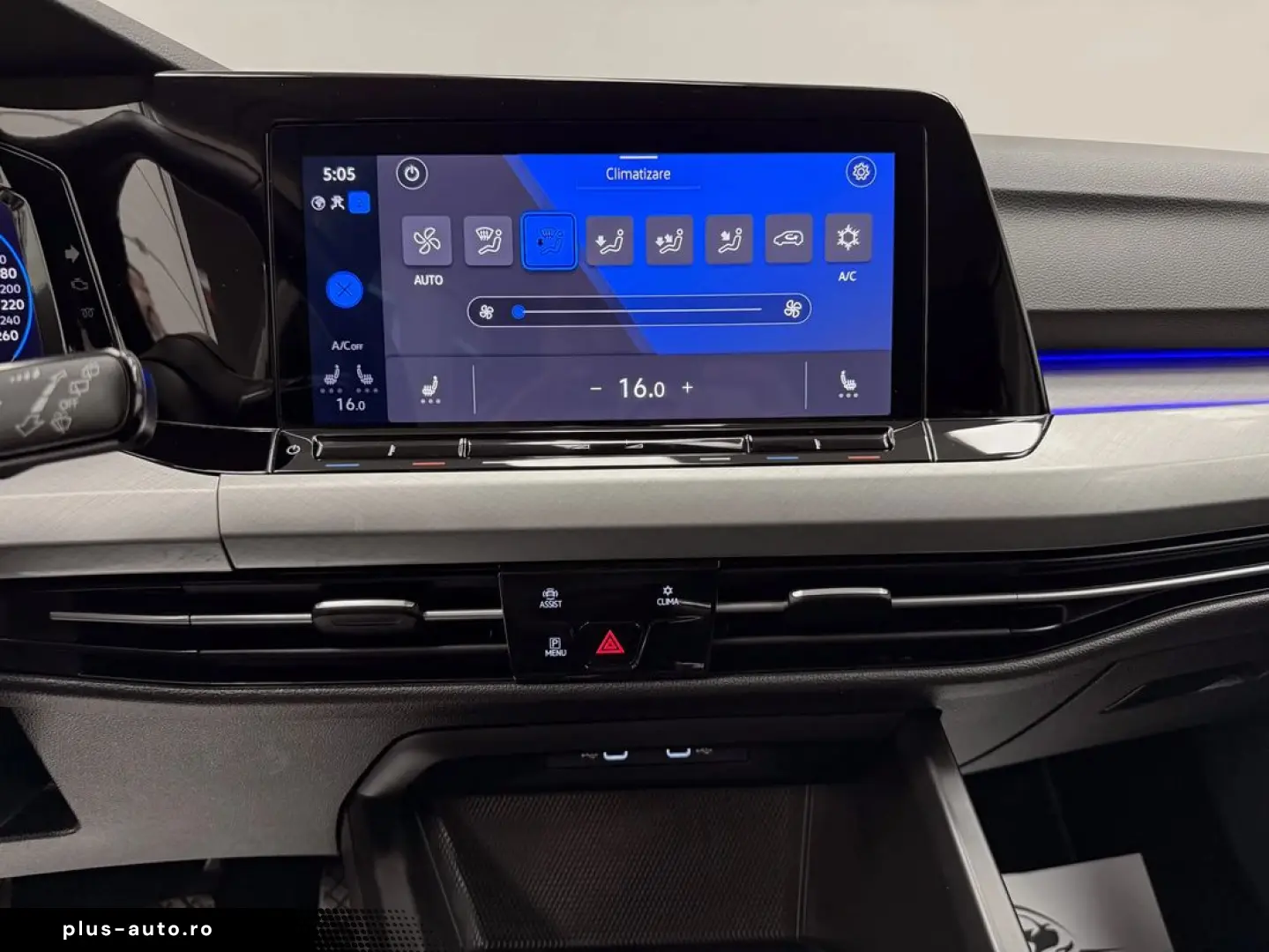 VOLKSWAGEN Golf 2023 — imagine 20