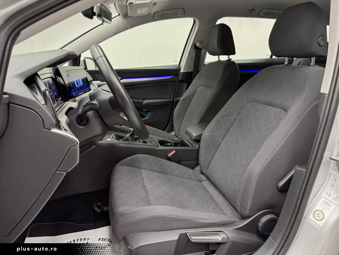 VOLKSWAGEN Golf 2023 — imagine 27