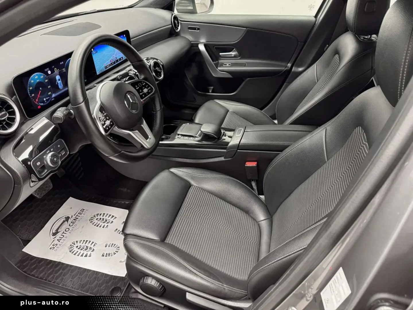 Mercedes-Benz A-220