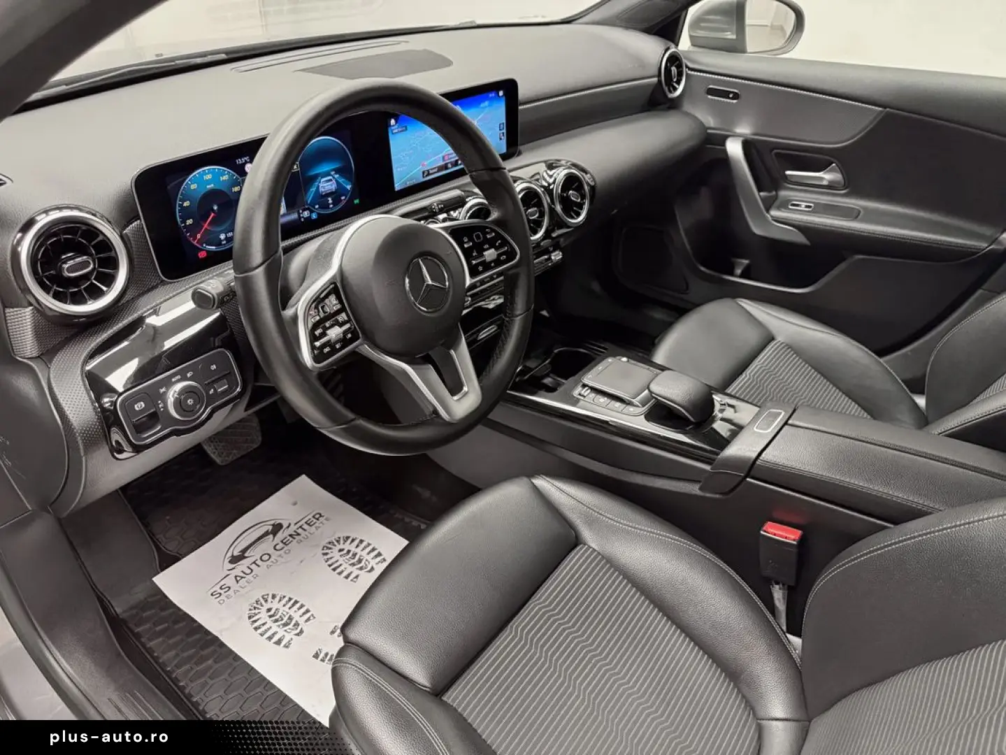 Mercedes-Benz A-220