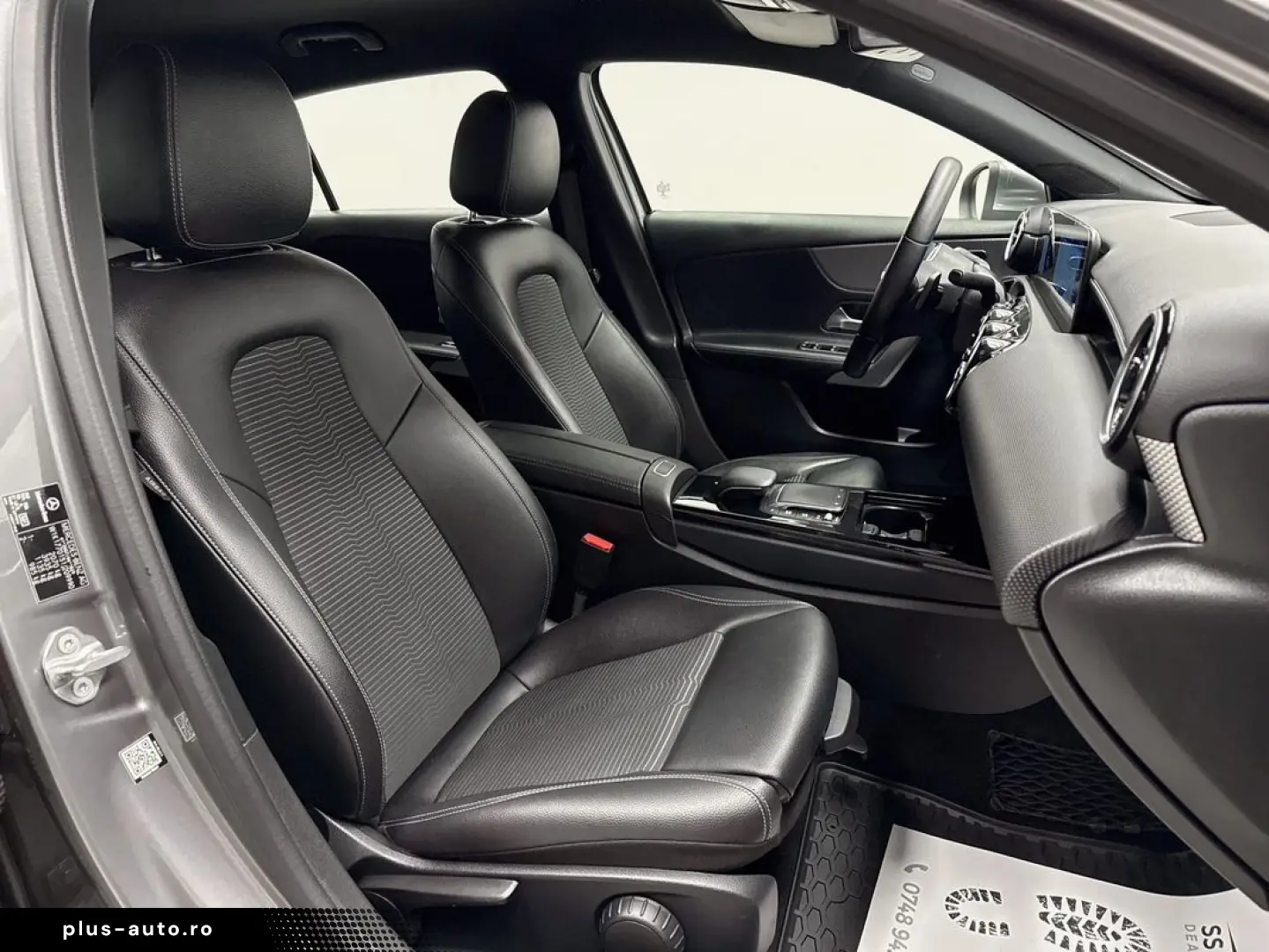Mercedes-Benz A-220