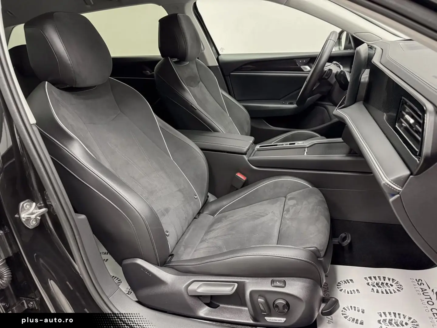 VOLKSWAGEN Passat 2025 — imagine 31